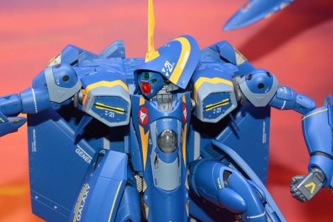 マクロスプラス」ファン待望！ 「DX超合金 YF-21」の商品化決定