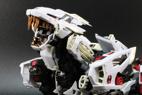 レビュー】「超合金 RZ-041ライガーゼロ」レビュー 獣の如き柔軟な可動