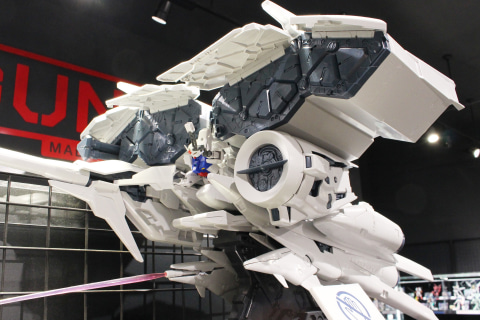 特別企画】【ガンダムベース撮り下ろし】HGシリーズ最大級の「HG 1/144