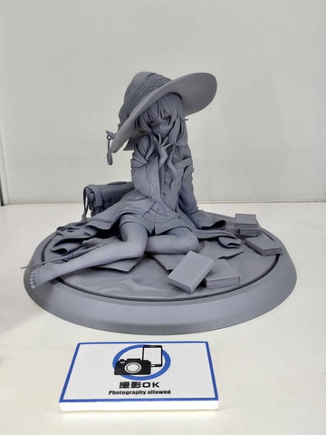 魔女の旅々」より主人公・イレイナの休息中の姿をフィギュア化