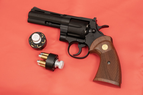 特別企画】タナカ「コルト パイソン Rモデル HW 4インチ」は