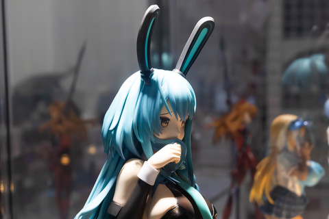 特別企画】【あみあみ展示撮り下ろし】狂おしいほど美しい！「B-style