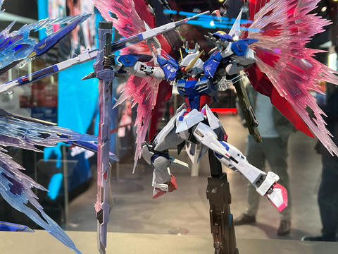 L BUILD ［ストライクフリーダム］&［デスティニー］&［光の翼］ L