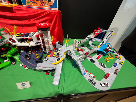 トミカタウン グランドモールトミカビル トミカ55周年記念特別仕様