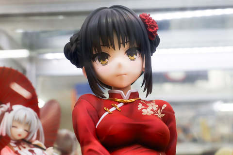 特別企画】少し照れた表情がキュートすぎる！「喫茶ステラと死神の蝶