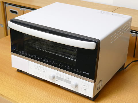 スチームでトーストも天ぷら温めも美味しく仕上がる! タイガー