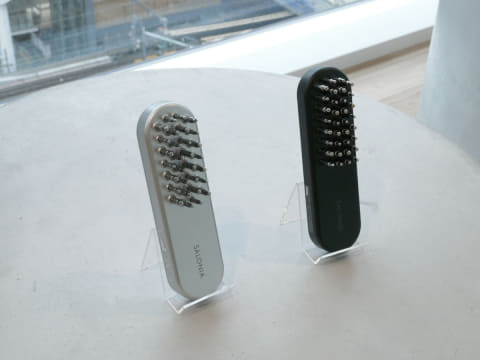 サロニアのブラシ美顔器 1台で顔・体・頭皮ケア - 家電 Watch