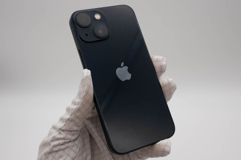 iPhone13 256GB ミッドナイト 黒 iPhone13の新色5種類とカラー