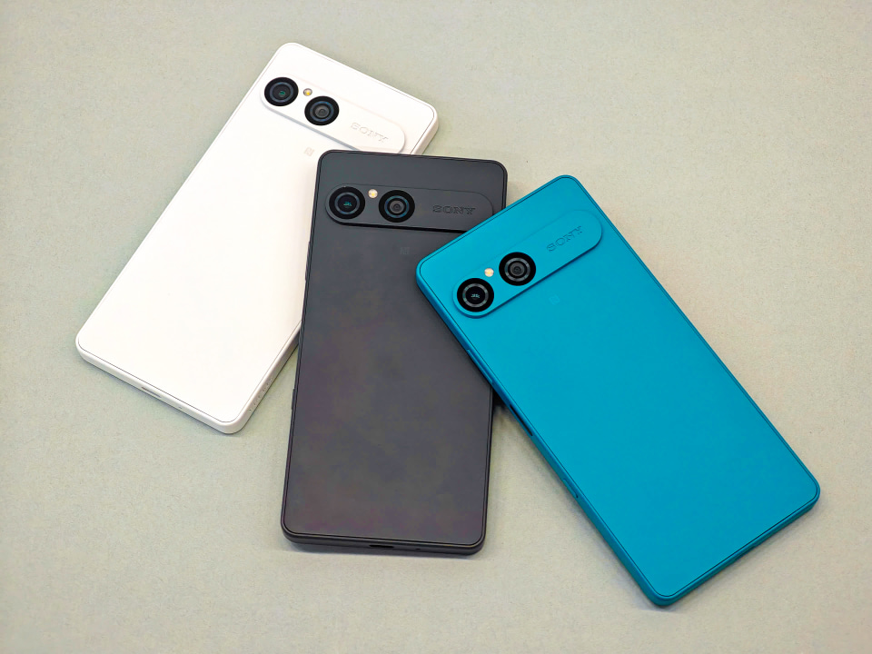 写真で見る「Xperia 10 VII」] - ケータイ Watch