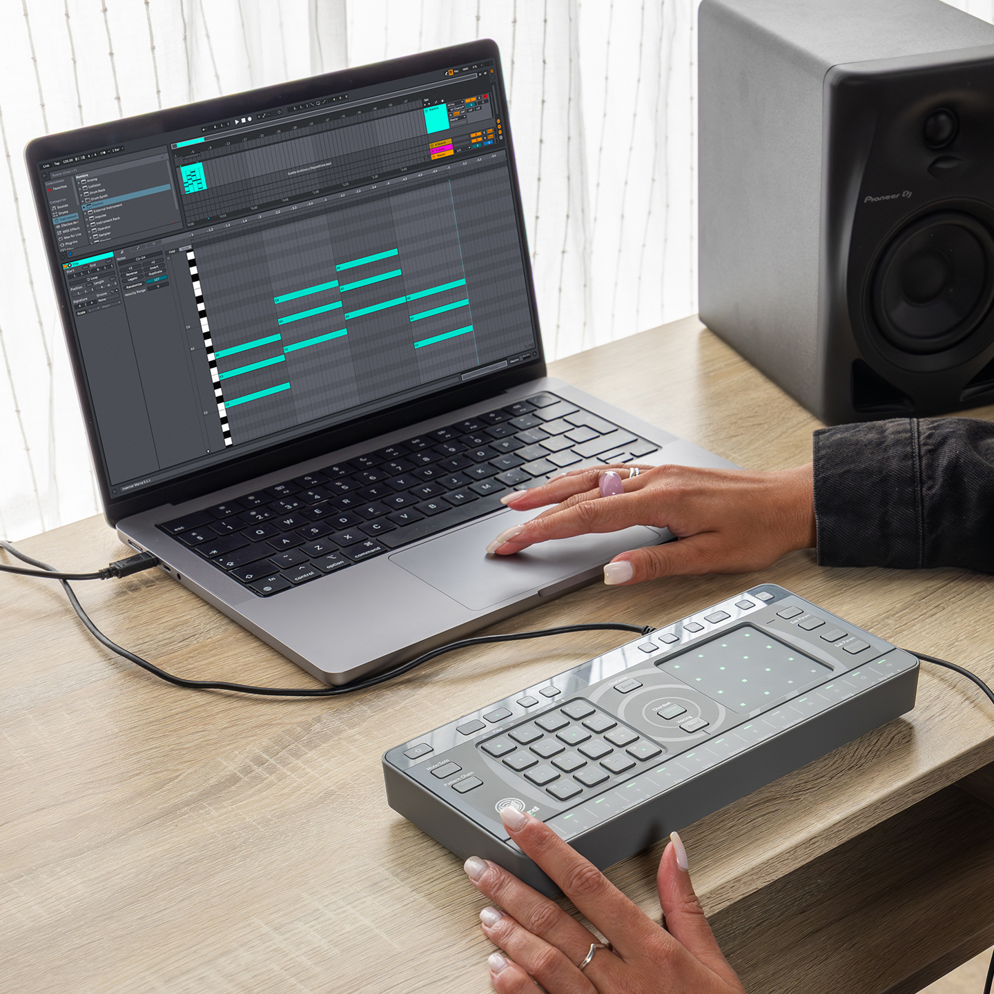 Chordcat - 8トラック グルーヴボックス- AlphaTheta