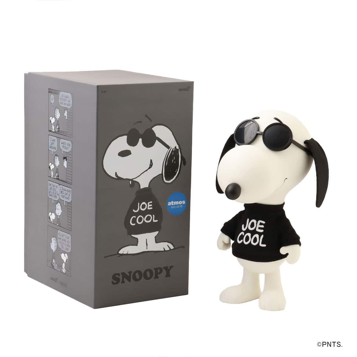 SUPER7 PEANUTS SUPER SIZE VINYL - SNOOPY JOE COOL BLACK SWEATER
