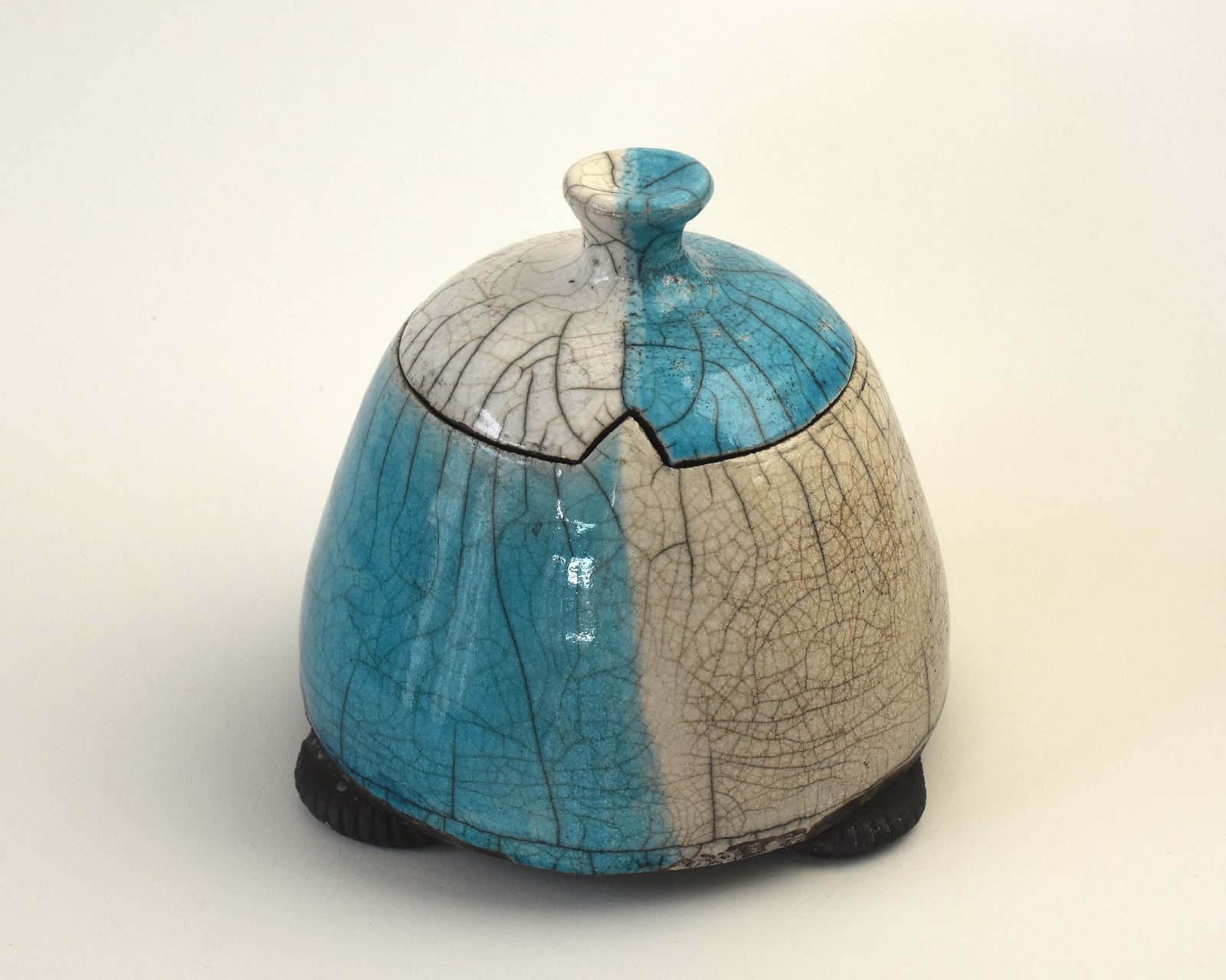 RAKU-POT-TURQUOISE-WHITE-5.jpg