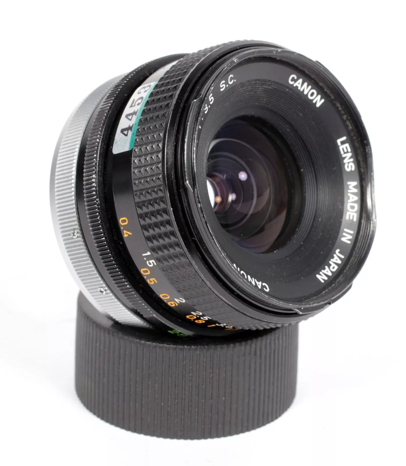 Canon FD/FDn 28mm wide angle lens for Canon FD mount cameras (F2.8