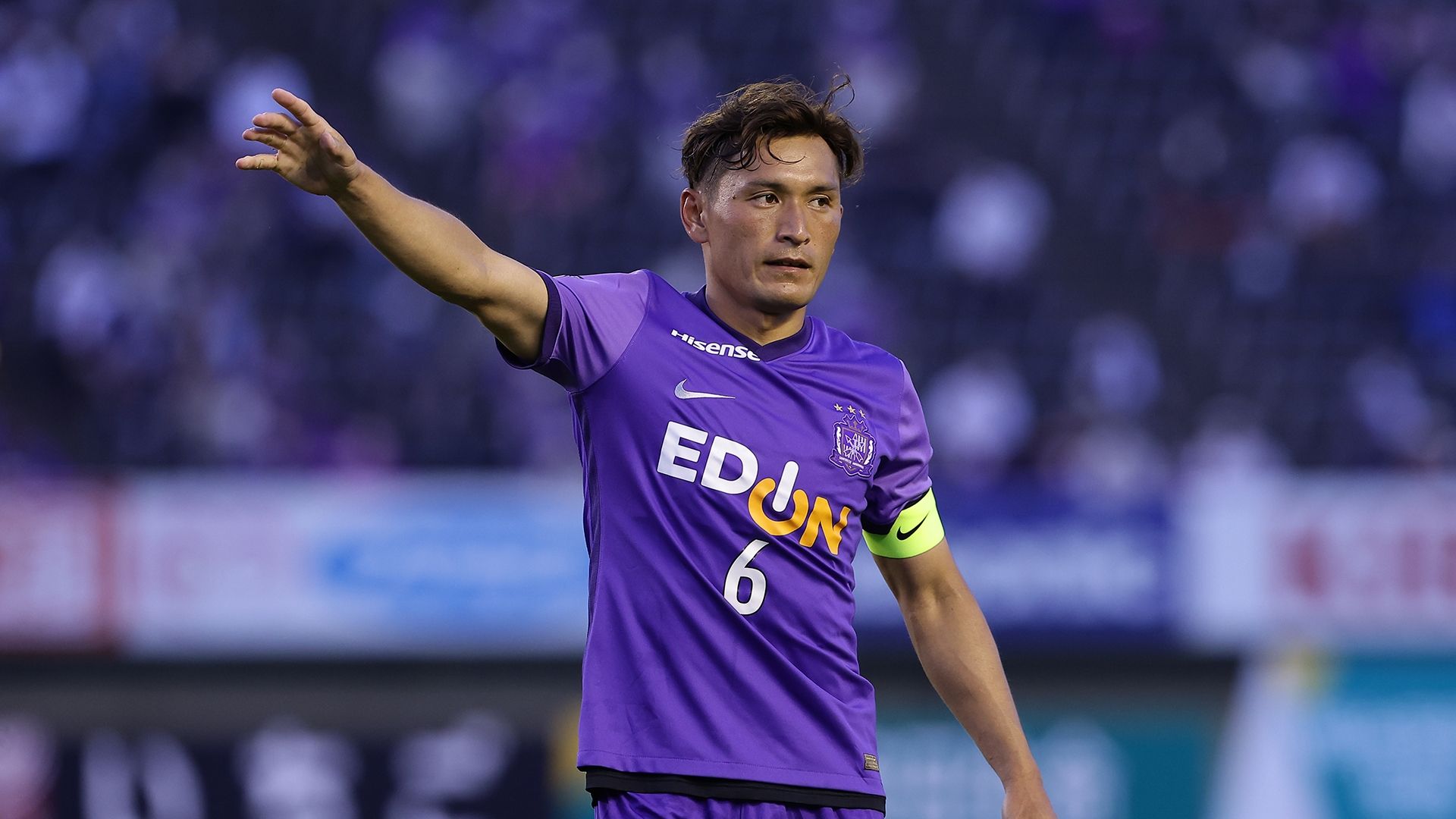 サンフレッチェ広島が元日本代表MF青山敏弘と来季契約更新！ ｜ J