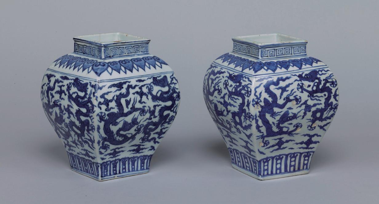 一輪挿し壺花器花文様成化十年染付絵付訳あり珍品酒器