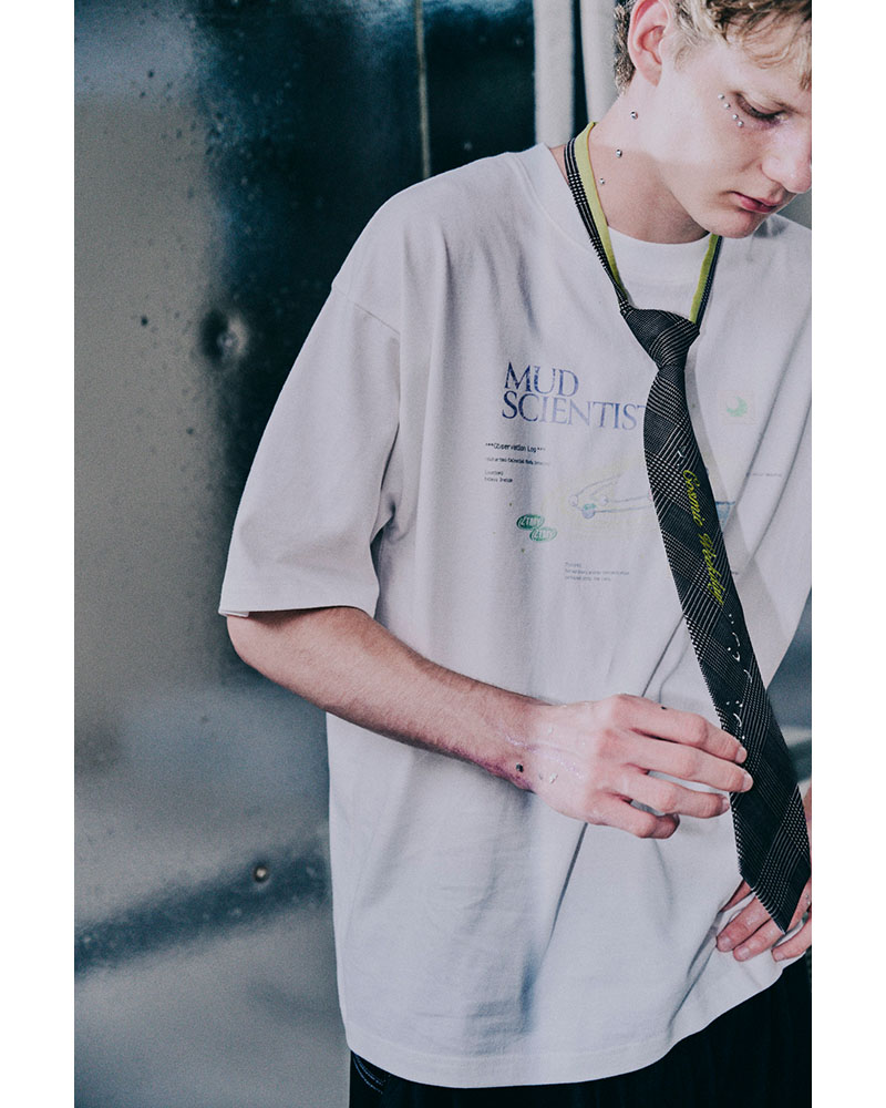 Mud Scientist Tee (White) - ZUTOMAYO MART