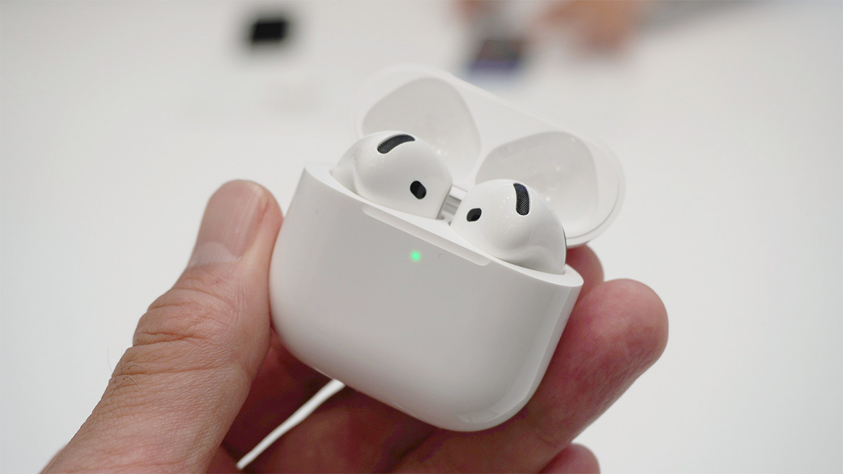 新品・未開封】Apple AirPods 4 本体