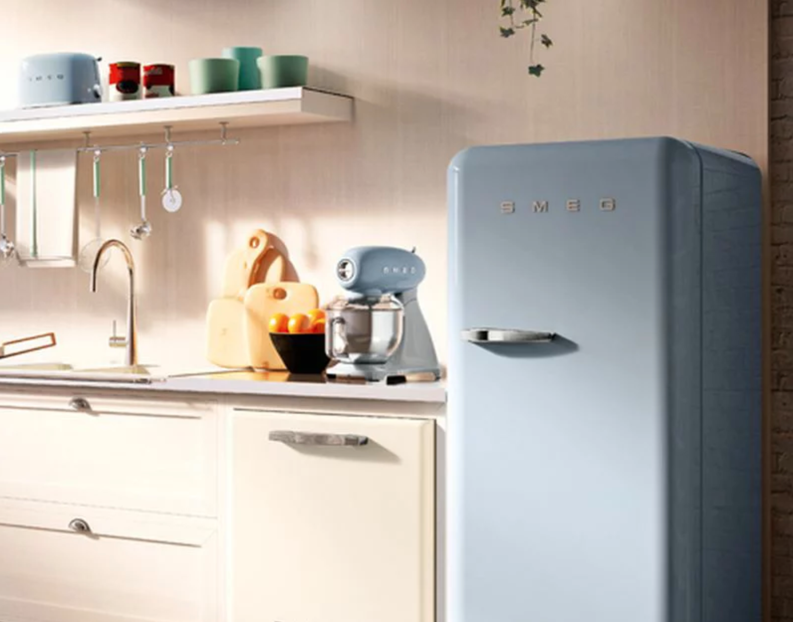 SHARP 大型冷蔵庫 500L〜 自動製氷機能 RED レッド 二人暮らし用冷蔵庫