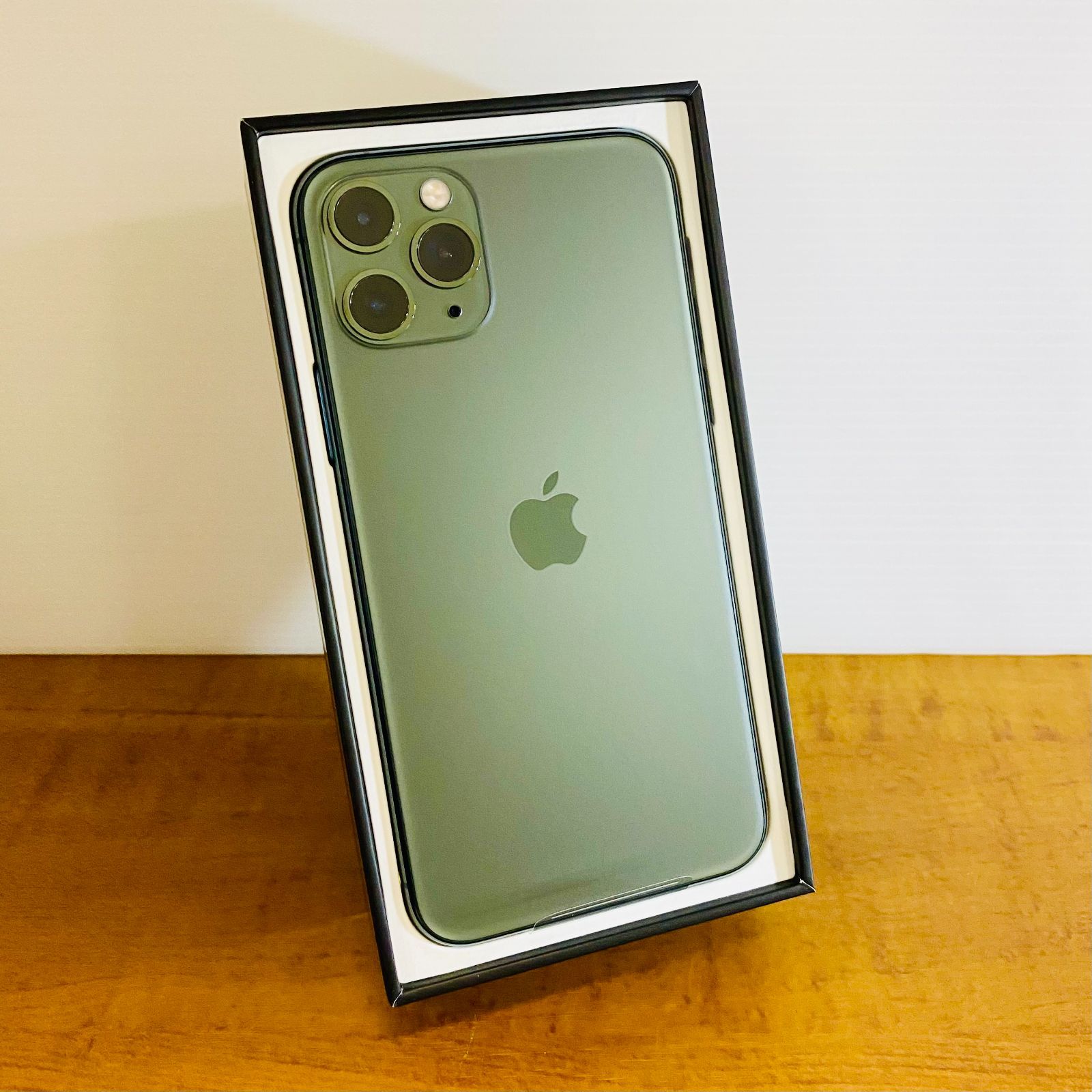 Apple iPhone 11 Pro 64GB SIMフリー [ミッドナイトグリーン] 価格比較