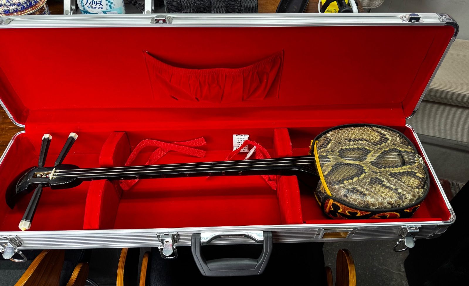 三味線・スタンド・ばち(爪)3点セット人工皮革