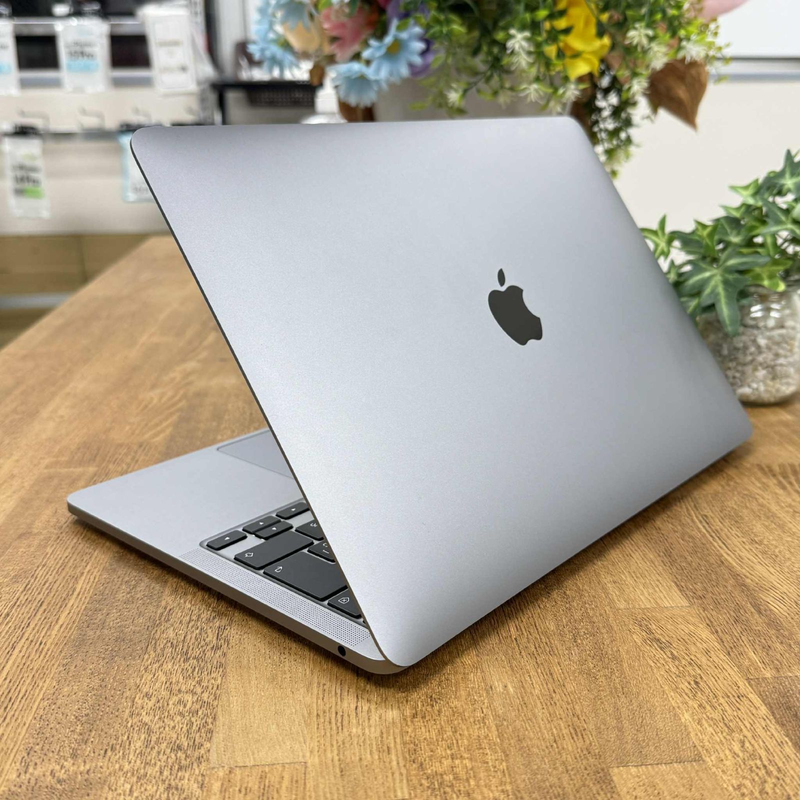 13インチ Apple MacBook Pro M1チップ搭載 13.3インチMacBook Pro