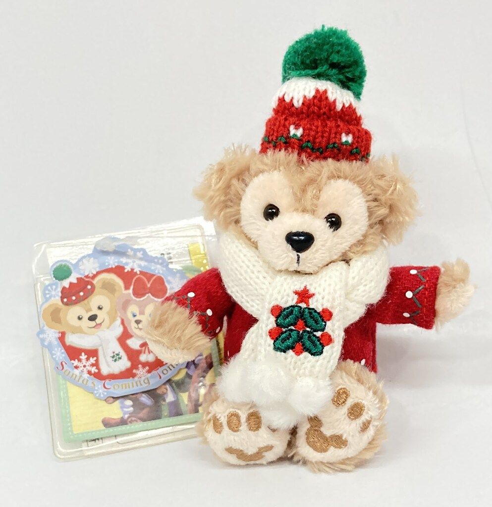 ダッフィーのぬいぐるみ 白セーターとマフラー付き