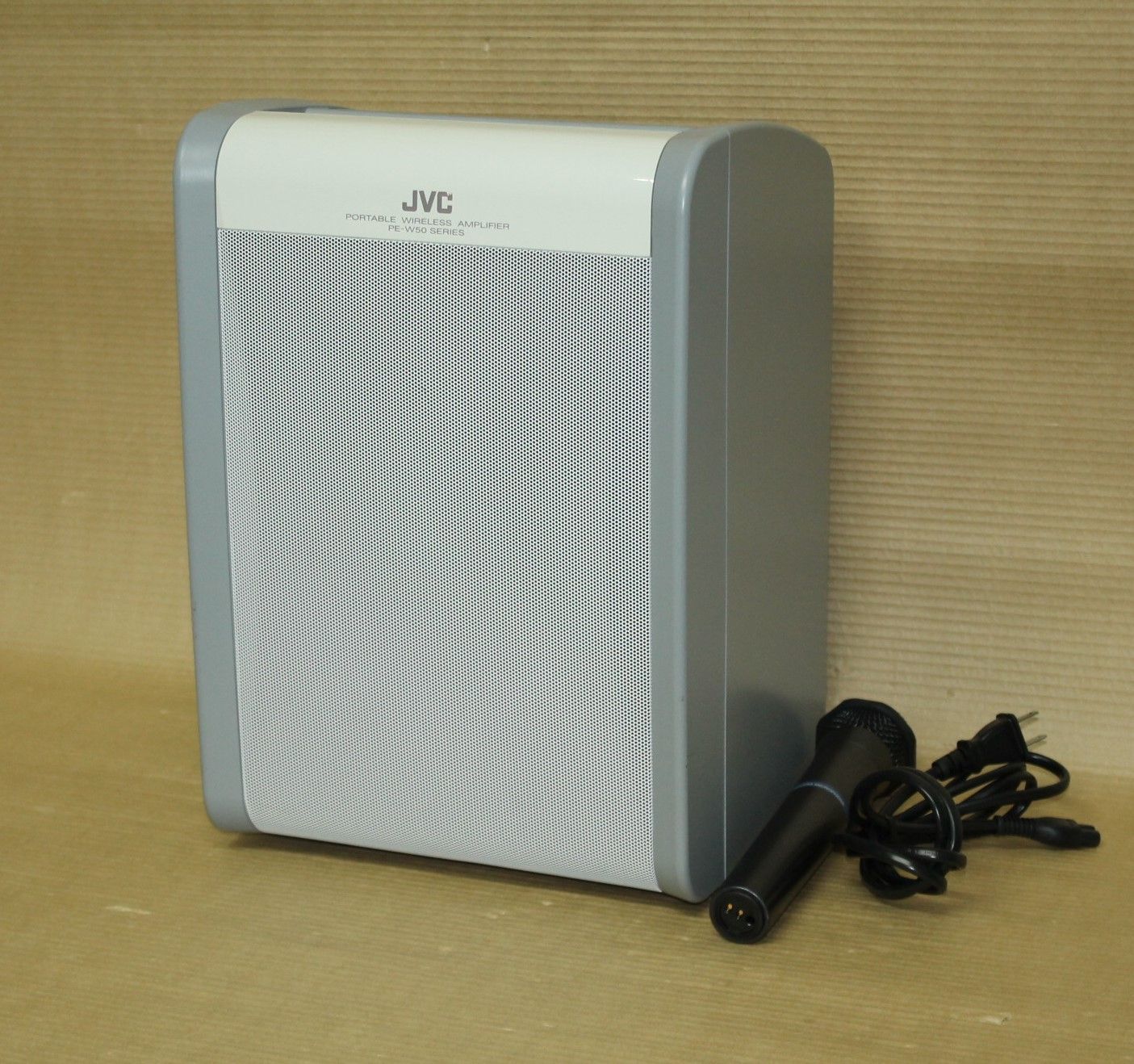 Victor ポータブルワイヤレスアンプ PE-W50シリーズ Victor ポータブル