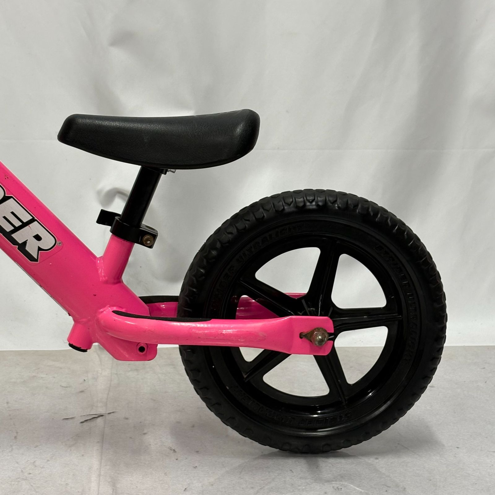STRIDER ストライダー スポーツ ピンク 12インチ バランスバイク 本日