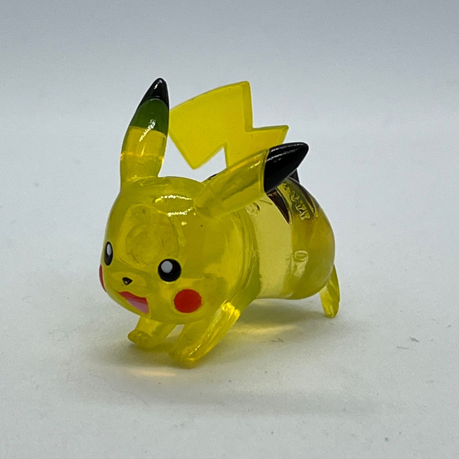 ピカチュウ ポケモン モンコレ クリア 劇場 限定品 初期 匿名配送