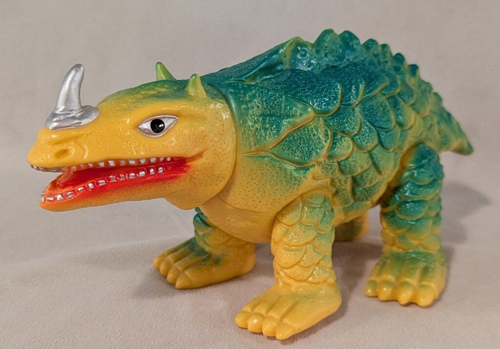 ブルマァク 新復刻版 ウルトラマンティガ ジャイアント 460mm ソフビ