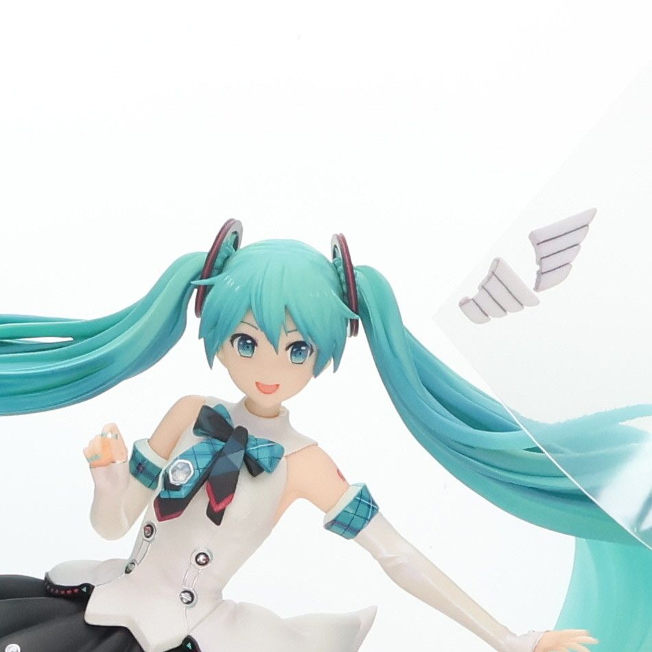 初音ミク「マジカルミライ 2017」Ver. 1/7 完成品フィギュア (shin