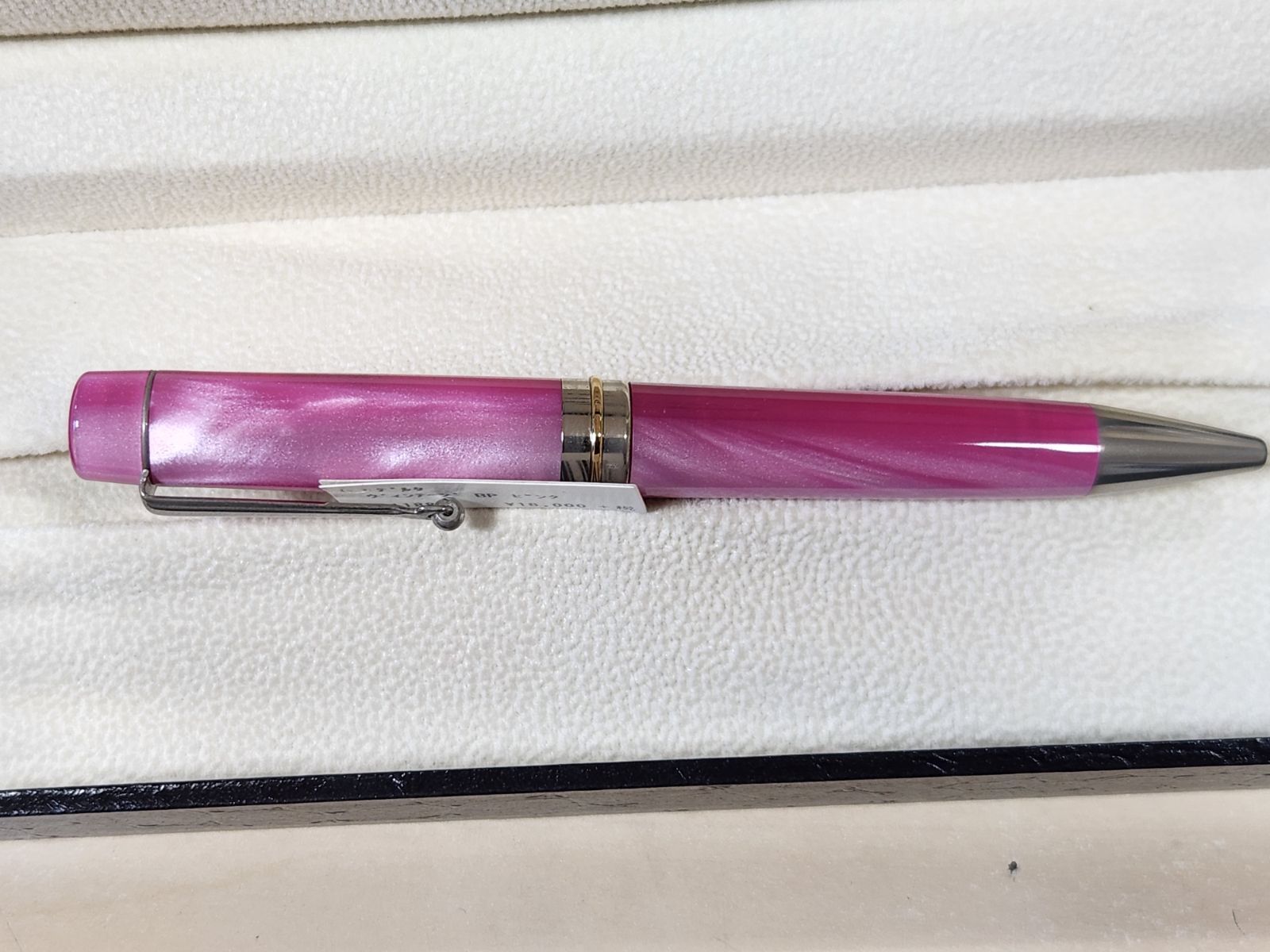 廃盤希少品】DELTA ボールペン ヴィンテージ ピンク 新品未使用 人気