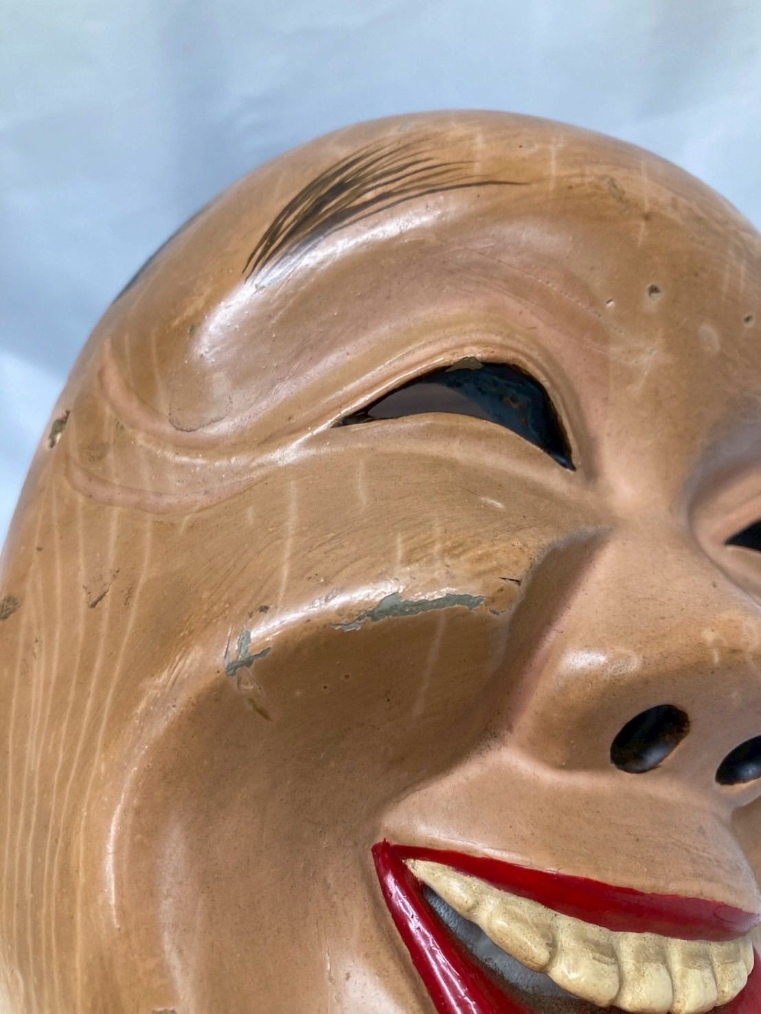 公式 ☆木彫のお面（笑い面）