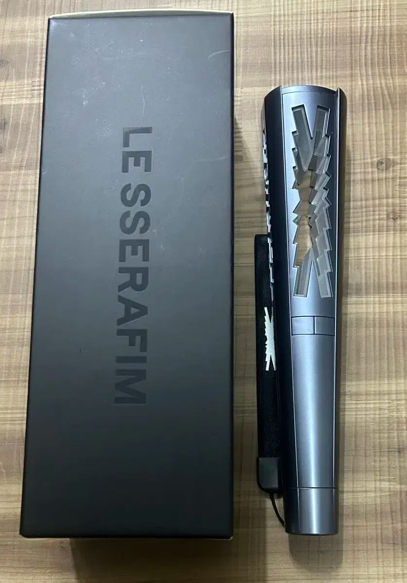 ルセラ ルセラフィム オフィシャル ペンライト 新品 未開封 公式 LE