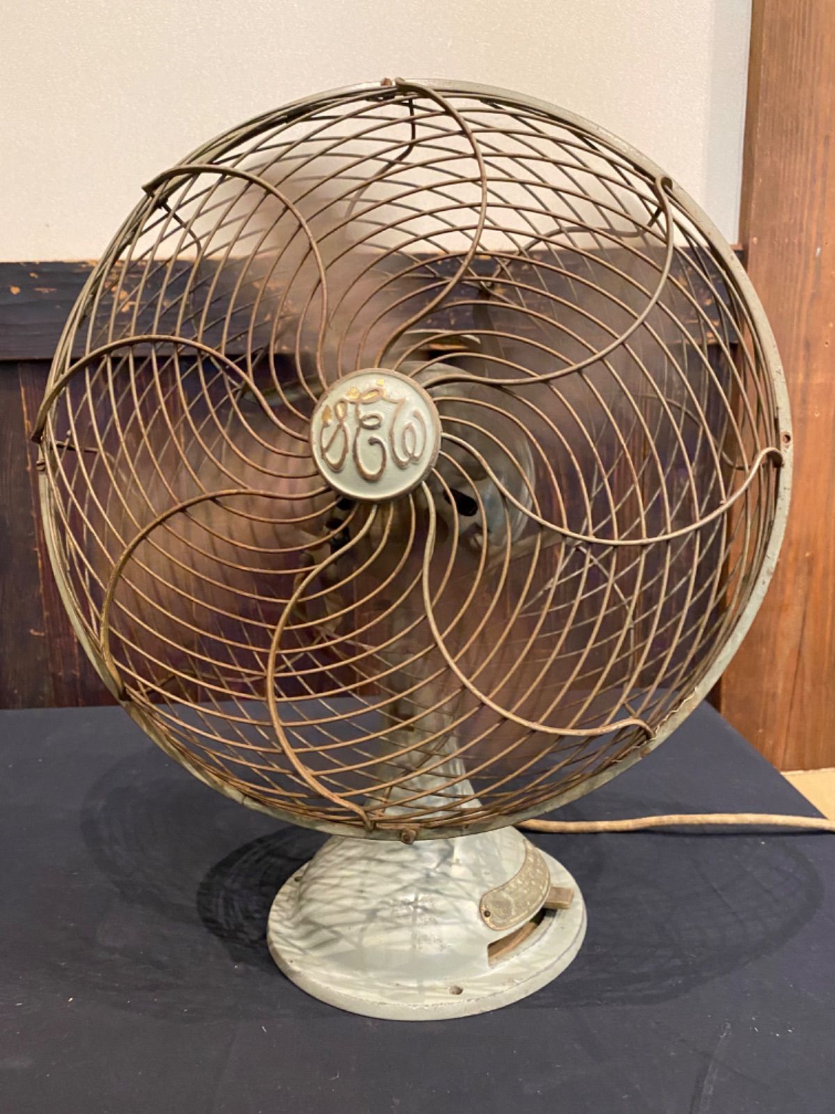 東京芝浦製作所の扇風機、 昭和レトロ アンティーク レトロ、レストア