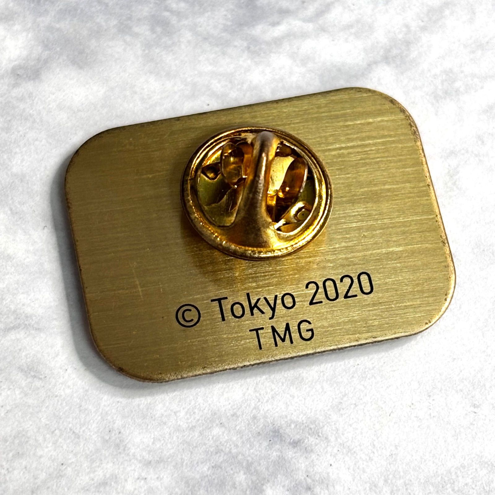 ムー 1964年東京オリンピックの公式ピンバッチ（8カ国) ムー 1964年