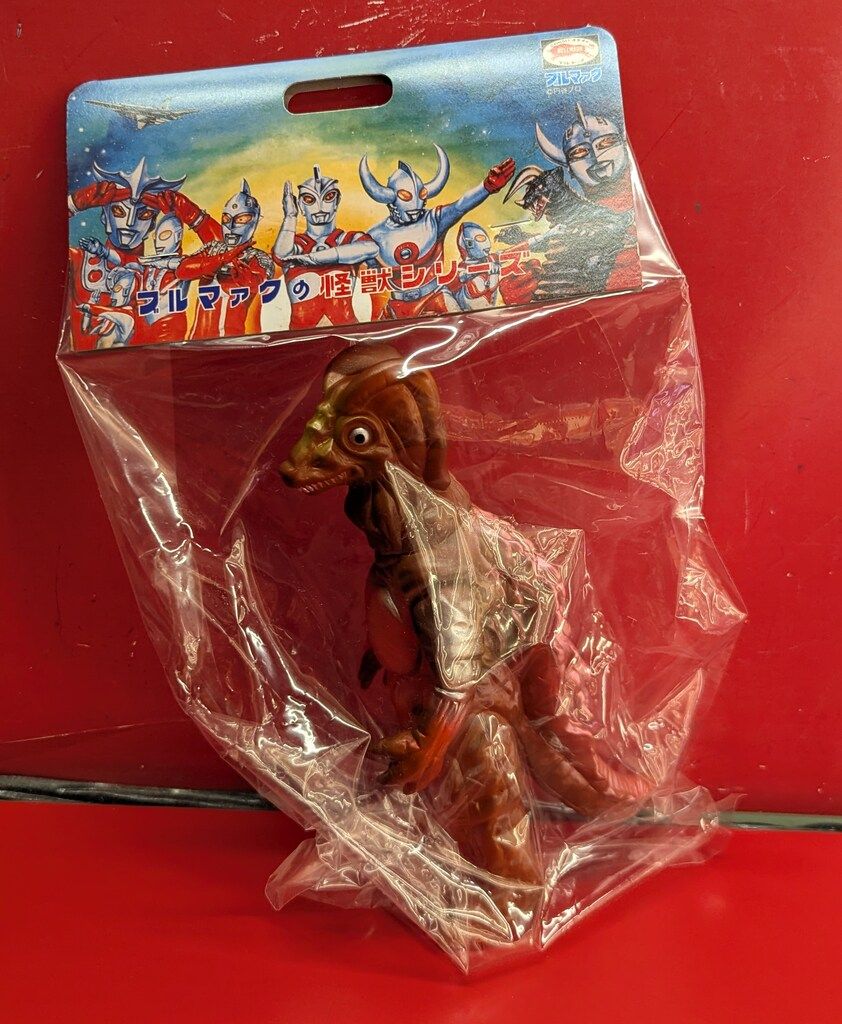 バンダイ ブルマァク ソフビ ウルトラマン 怪獣 ベキラ ポスターカラー