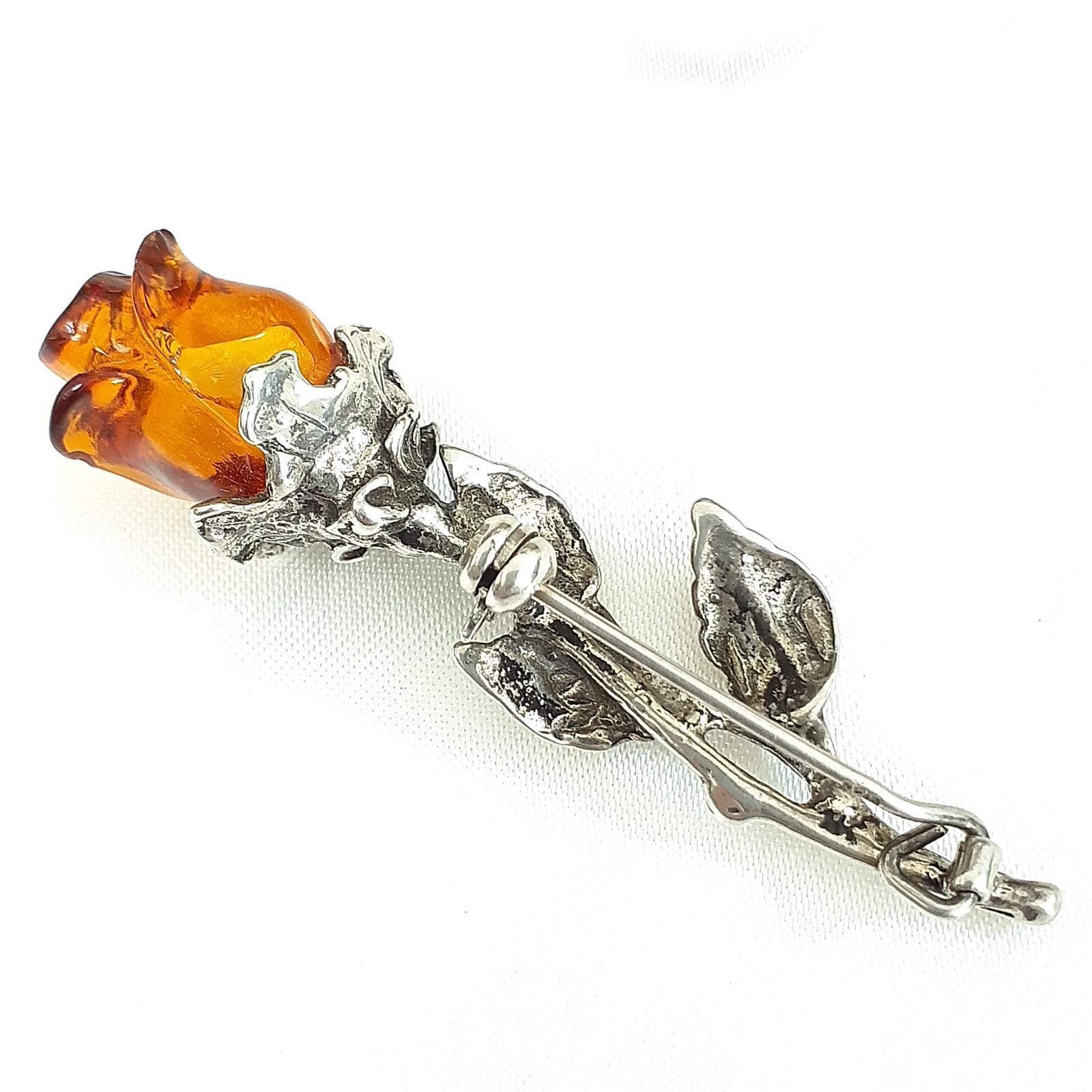 楽天市場】【バルト海の琥珀】ハチのブローチ ロイヤルアンバー【送料