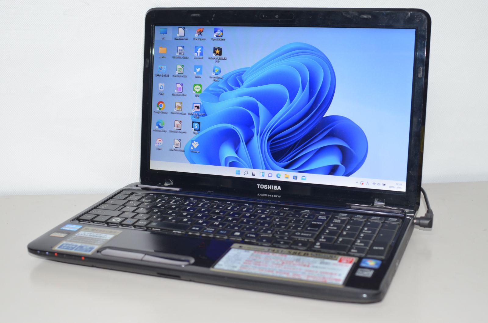 TOSHIBA 東芝 ノートパソコン BX/67TG SSD256GB メモリ8 Dynabook BX