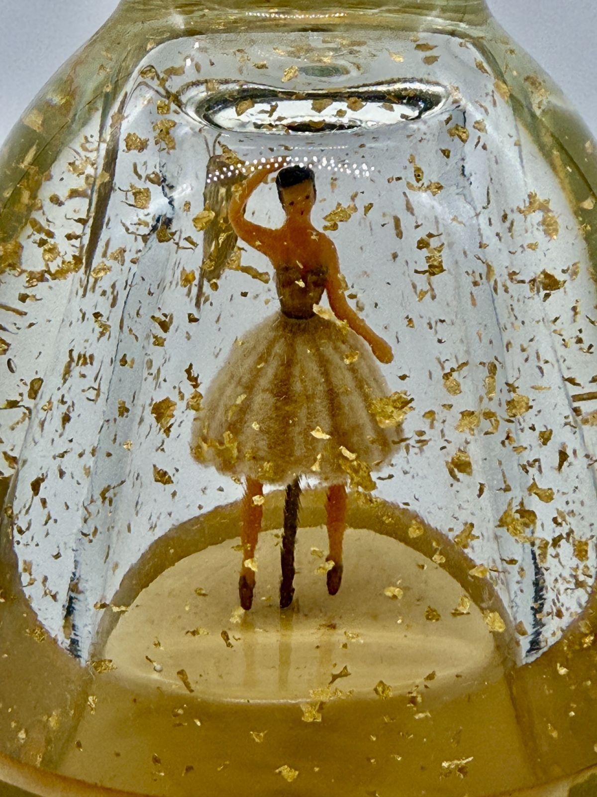 希少】BOLS バレリーナボトル ゴールドリキュール - メルカリ