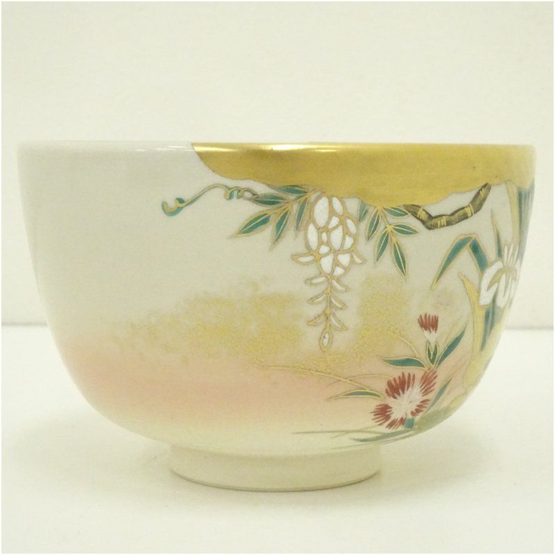 京焼 橋本紫雲造 色絵霞草花文茶碗（共箱） 茶道 抹茶 おしゃれ 抹茶