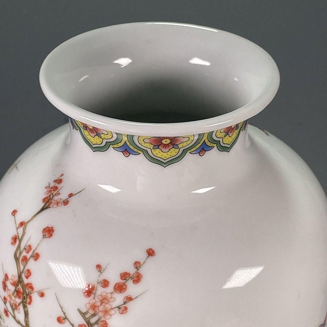 清代乾隆粉彩花鳥花瓶 景徳鎮 陶磁器 装飾品 現代工芸品美術品 置物 清