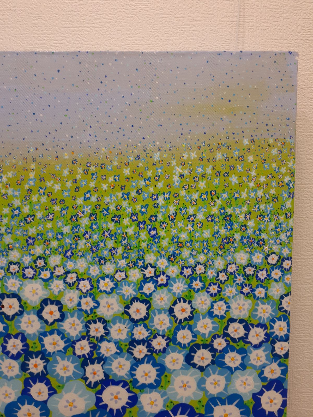 ハッピーネモフィラ畑2019年アクリルガッシュ小楠アキコ作品