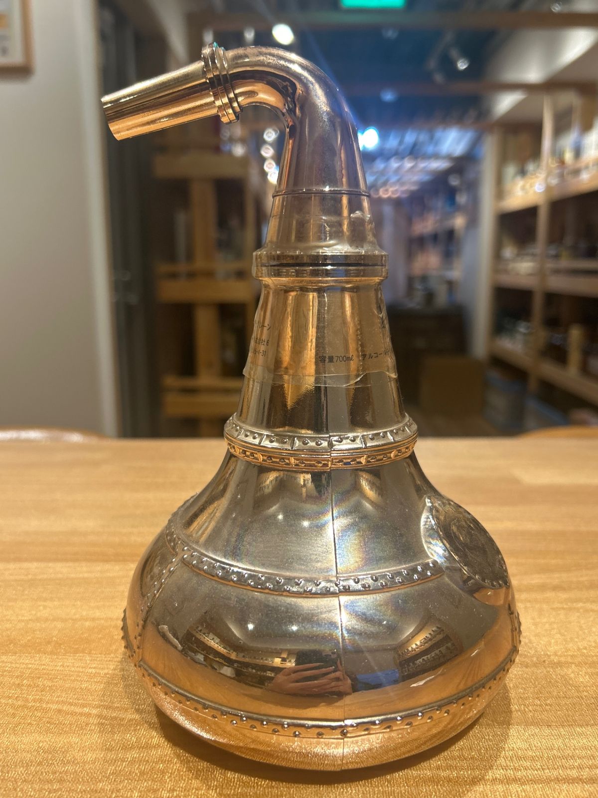 サントリー エクセレンス セール ポットスティル型ボトル サントリー