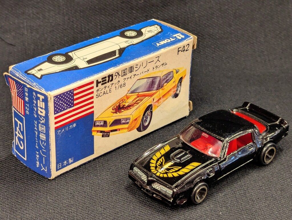 トミー トミカ青箱日本製 ポンティアック ファイアバード トランザム