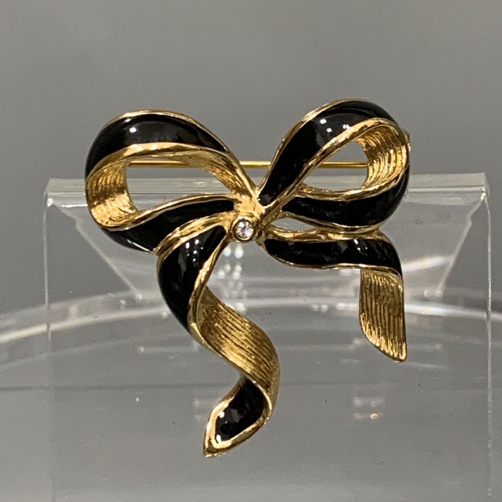 ディオール ヴィンデージ リボン ブローチ 【公式通販】