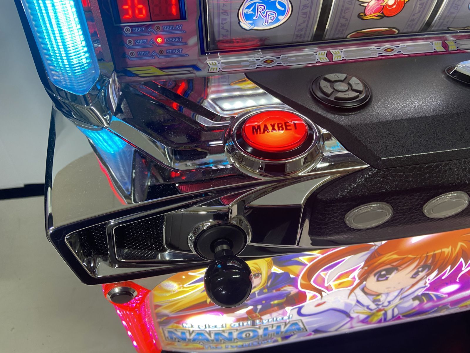 送料込】 パチスロ スロット実機 三洋 魔法少女リリカルなのは - メルカリ