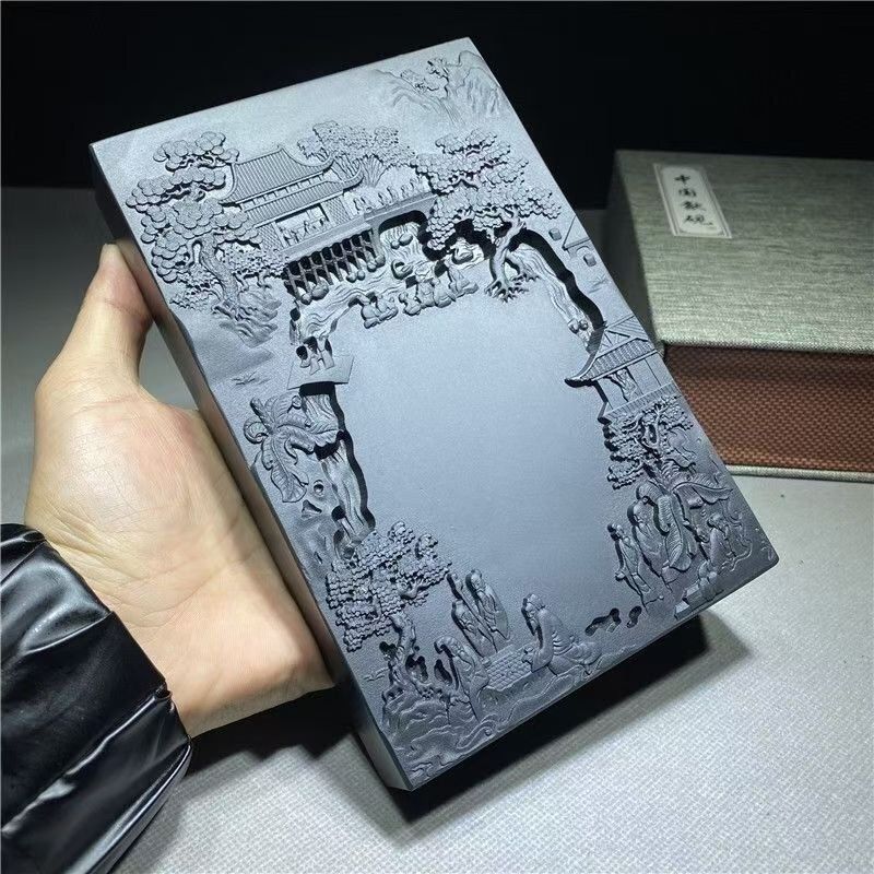 中国美術 青花 龍紋 筆筒(HA511) 青花龙穿牡丹纹瓷笔筒- SELECTED WORKS-