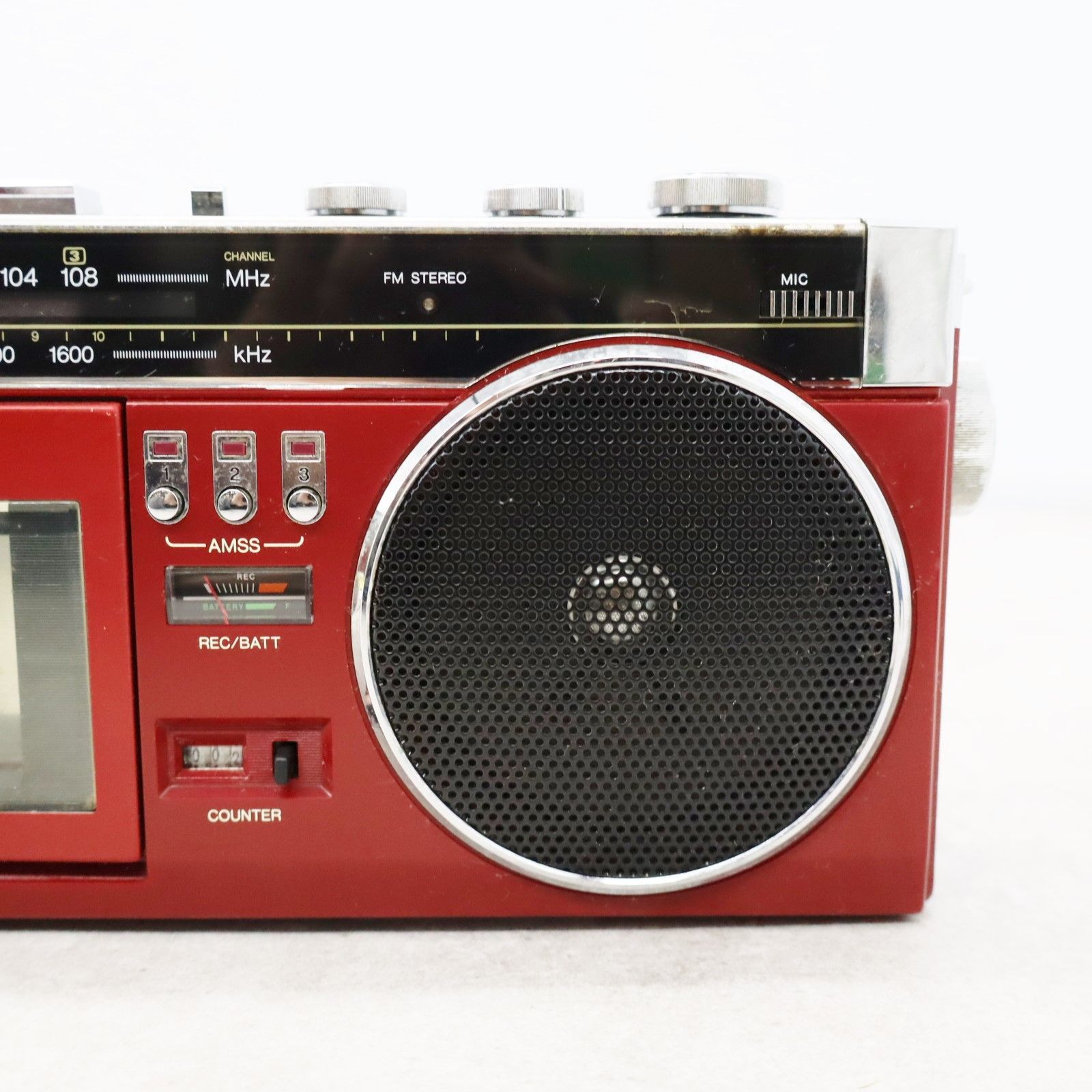 SANYOの赤いラジカセU4を体験⭐これが'80sのおしゃれなテレコ。当ch初