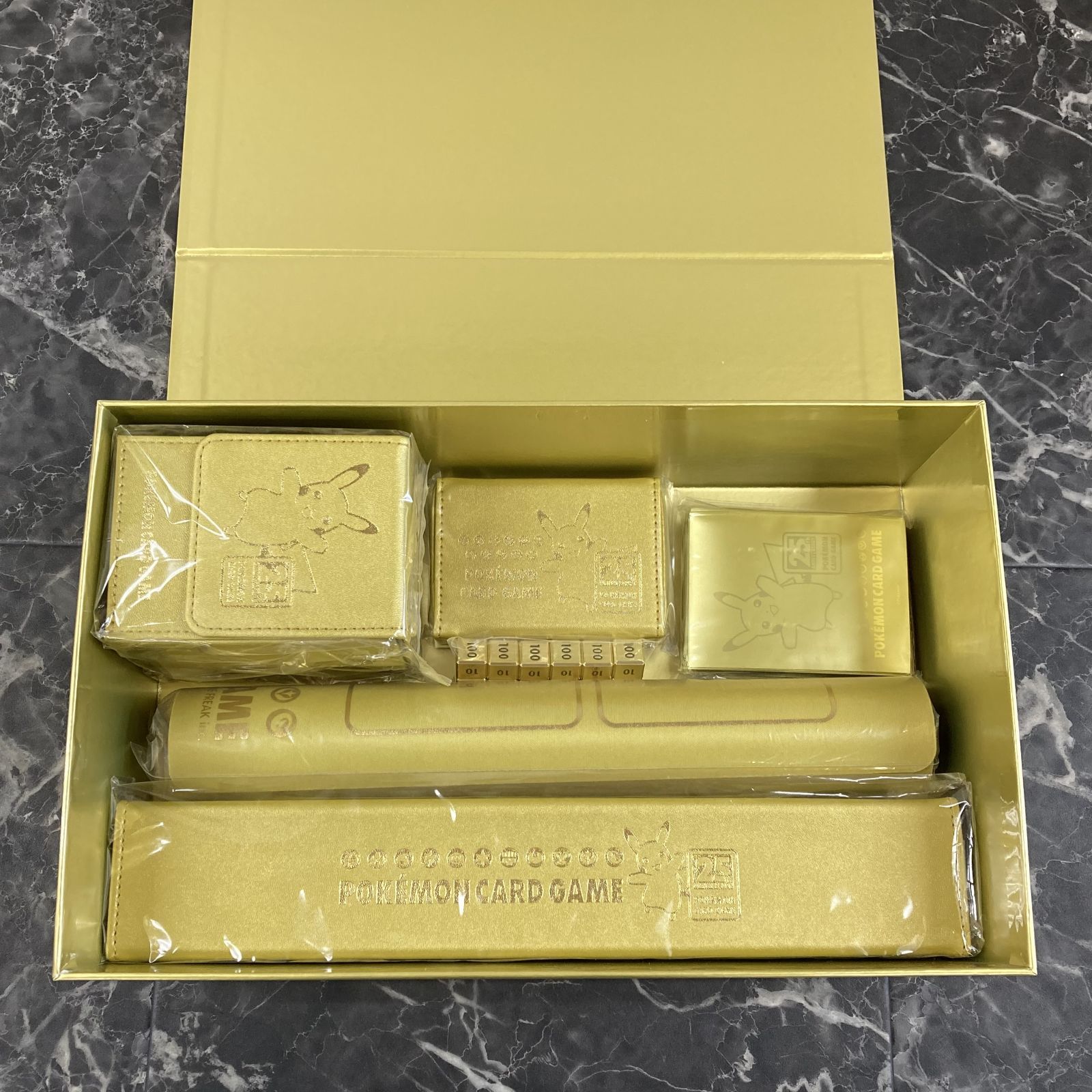 ポケモンカードゲーム 25th ANNIVERSARY GOLDEN ショップ BOX ポケモン